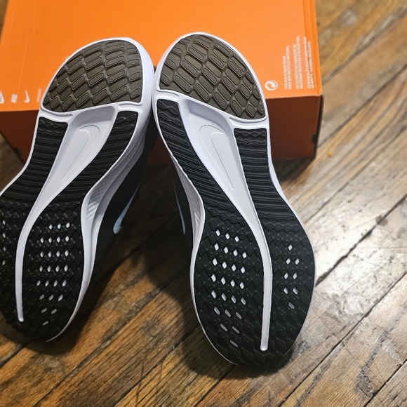 New Nike Quest 5 Men Run Size 12 - Picture 5 of 6